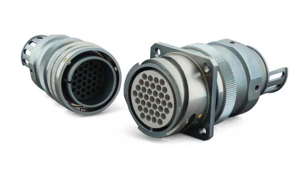 101-0329-000 D-Sub Standard Connectors MSE/R 18-1P INSERT